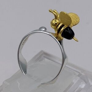 Nwot, solid sterling Bee and Honey ring with 22 K gold applied accents, sz 7